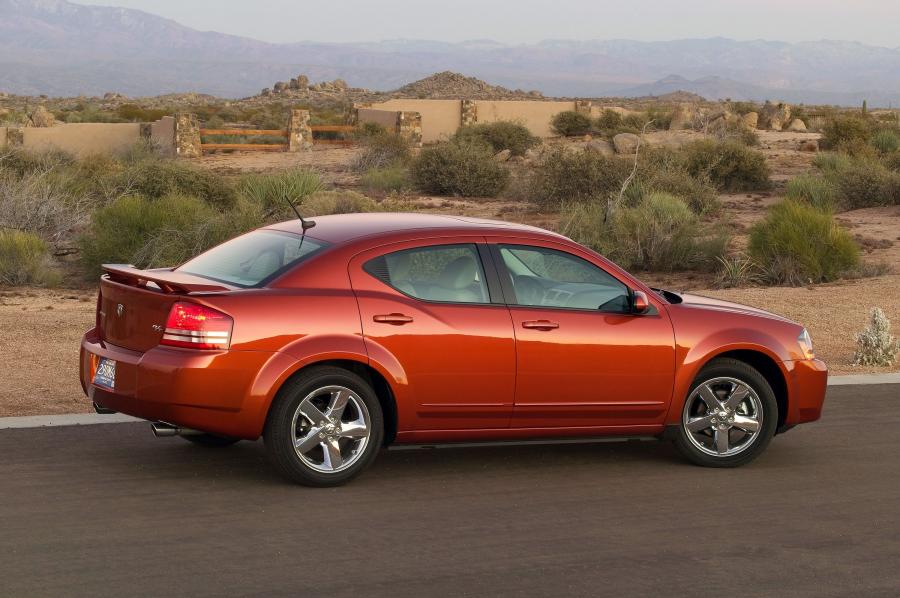  Dodge Avenger RT 2008 года  (фото 39 из 51)